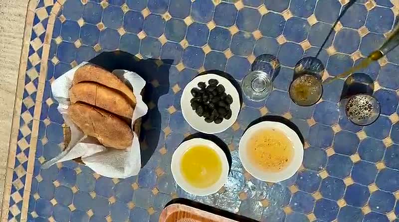 Tradition marocaine, atay et artisanat